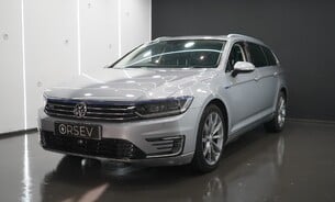 Volkswagen Passat GTE Advance DSG, Full Service History, Leather Interior, Adaptive Cruise 6