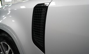 Land Rover Defender XS Edition 110 P400e PHEV Pano Roof, Advanced Tow Pack, FLRSH, Super Spec! 9