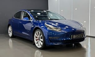 Tesla Model 3 Performance, LOW MILEAGE with Brand New Rear Tyres! Pano Roof 20" Alloys 5