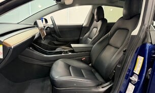 Tesla Model 3 Performance, LOW MILEAGE with Brand New Rear Tyres! Pano Roof 20" Alloys 3