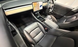 Tesla Model 3 Performance, LOW MILEAGE with Brand New Rear Tyres! Pano Roof 20" Alloys 6