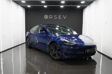 Tesla Model 3 Long Range One Owner Deep Metallic Blue Heat Pump Black Interior Pano Roof