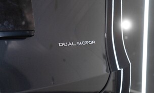 Tesla Model Y Long Range Enhanced Autopilot Midnight Silver Metallic One Owner Very Clean 9
