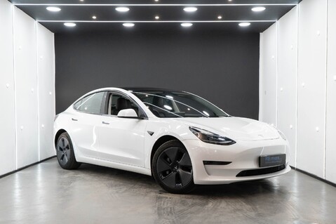 Tesla Model 3 Long Range, Heat Pump Heated Steering Wheel Pano Roof Black Interior VAT Q 
