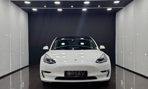 Tesla Model 3 Long Range Rear Wheel Drive c350 Mile Range! One Owner Heat Pump Ryzen Chip 4