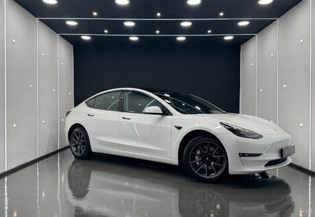 Tesla Model 3 Long Range Rear Wheel Drive c350 Mile Range! One Owner Heat Pump Ryzen Chip