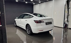 Tesla Model 3 Long Range Rear Wheel Drive c350 Mile Range! One Owner Heat Pump Ryzen Chip 3