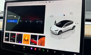 Tesla Model 3 Long Range Rear Wheel Drive c350 Mile Range! One Owner Heat Pump Ryzen Chip 16