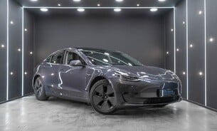 Tesla Model 3 Long Range One Owner Ryzen Chip Midnight Silver Panoramic Roof VAT Q 1