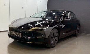 Tesla Model 3 RWD, Enhanced Autopilot, Auto Lane Change, AutoPark and Summon, VAT Q 9