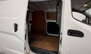 Nissan NV200 Acenta Rev Cam Keyless Go Heated Seats and Steering Wheel One Owner VAT Q 12