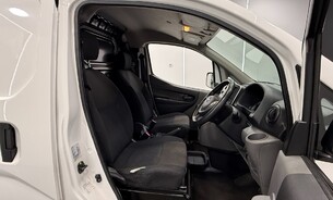 Nissan NV200 Acenta Rev Cam Keyless Go Heated Seats and Steering Wheel One Owner VAT Q 8