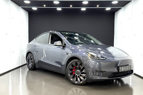 Tesla Model Y Performance, Black Interior, Panoramic Roof, Heated Seats, Track Mode VAT Q 