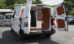 Citroen e-Dispatch M 1000 ENTERPRISE 75kWh Full Citroen History & Recently Serviced 3 Seater  22