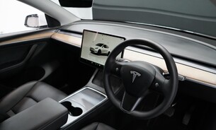 Tesla Model Y Long Range 20" Induction Alloys Pano Roof Black Interior One Owner  2
