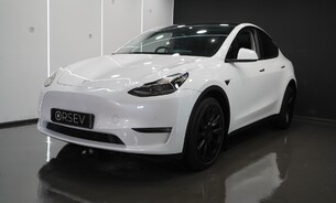 Tesla Model Y Long Range 20" Induction Alloys Pano Roof Black Interior One Owner  14