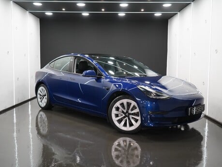 Tesla Model 3 Long Range, Enhanced Autopilot, 19 inch Sport Wheels, Pano Roof, One Owner