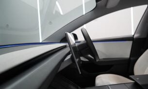 Tesla Model 3 RWD, One Owner, Deep Metallic Blue, Ambient Lighting, White Interior, VAT Q 21