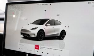 Tesla Model Y RWD, 20" Induction Alloys Pano Roof Heated Steering Wheel and Seats 1 Owner 5