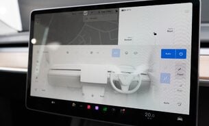Tesla Model Y RWD, 20" Induction Alloys Pano Roof Heated Steering Wheel and Seats 1 Owner 18