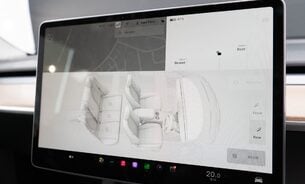 Tesla Model Y RWD, 20" Induction Alloys Pano Roof Heated Steering Wheel and Seats 1 Owner 19