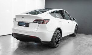 Tesla Model Y RWD, 20" Induction Alloys Pano Roof Heated Steering Wheel and Seats 1 Owner 14