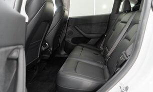 Tesla Model Y RWD, 20" Induction Alloys Pano Roof Heated Steering Wheel and Seats 1 Owner 10