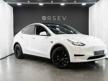 Tesla Model Y RWD, 20" Induction Alloys Pano Roof Heated Steering Wheel and Seats 1 Owner