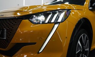 Peugeot 208 GT PREMIUM, FDSH Pano Roof Adaptive Cruise Apple CarPlay Rev Cam One Owner 10