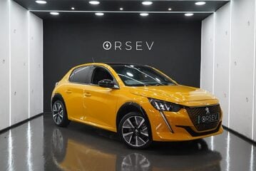 Peugeot 208 GT PREMIUM, FDSH Pano Roof Adaptive Cruise Apple CarPlay Rev Cam One Owner