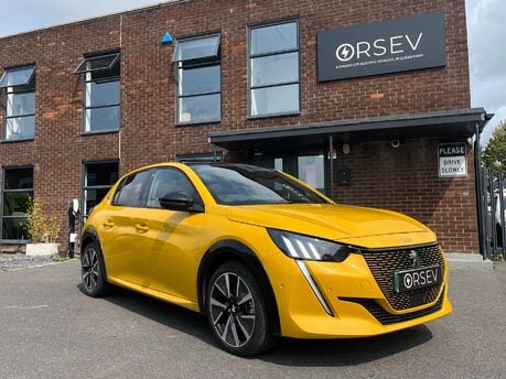 Peugeot 208 GT PREMIUM, FDSH Pano Roof Adaptive Cruise Apple CarPlay Rev Cam One Owner