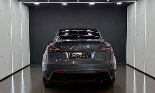 Tesla Model Y Long Range, Midnight Silver Metallic, Premium Sound, Panoramic Roof  11
