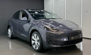 Tesla Model Y Long Range, Midnight Silver Metallic, Premium Sound, Panoramic Roof  5