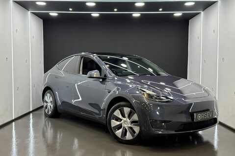 Tesla Model Y Long Range, Midnight Silver Metallic, Premium Sound, Panoramic Roof  