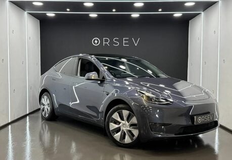 Tesla Model Y Long Range, Midnight Silver Metallic, Premium Sound, Panoramic Roof 