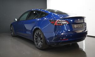 Tesla Model 3 Performance Enhanced Autopilot Deep Blue Metallic  3