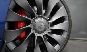 Tesla Model 3 Performance Enhanced Autopilot Deep Blue Metallic  8