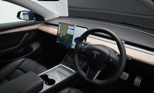 Tesla Model 3 Performance Enhanced Autopilot Deep Blue Metallic  10
