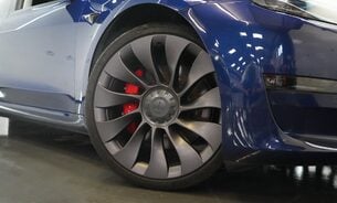 Tesla Model 3 Performance Enhanced Autopilot Deep Blue Metallic  9