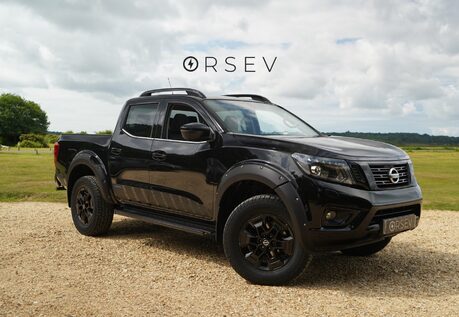 Nissan Navara DCI N-GUARD SHR DCB, FSH, Tow Bar, Tonneau Cover, Sunroof 360 Camera VAT Q