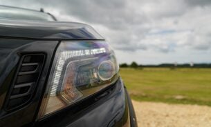 Nissan Navara DCI N-GUARD SHR DCB, FSH, Tow Bar, Tonneau Cover, Sunroof 360 Camera VAT Q 39