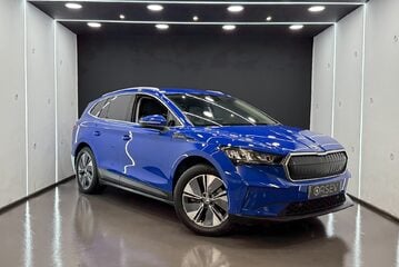 Skoda Enyaq 80 Heat Pump, Adaptive Cruise, Rev Camera, Heated Steering Wheel One Owner 