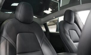 Tesla Model Y Long Range, Enhanced Autopilot, One Owner, Deep Blue Metallic, VAT Q 11