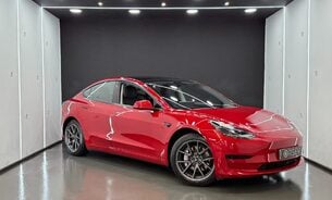 Tesla Model 3 Standard Range Plus, LFP Battery Panoramic Roof Heat Pump One Owner VAT Q 1