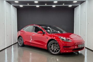 Tesla Model 3 Standard Range Plus, LFP Battery Panoramic Roof Heat Pump One Owner VAT Q