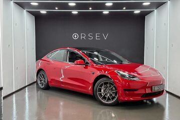 Tesla Model 3 Standard Range Plus, LFP Battery Panoramic Roof Heat Pump One Owner VAT Q