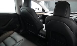 Tesla Model 3 Long Range Heat Pump Heated Steering Wheel Panoramic Roof Black Interior  14