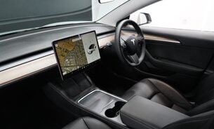 Tesla Model 3 Long Range Heat Pump Heated Steering Wheel Panoramic Roof Black Interior  2