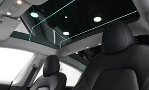 Tesla Model 3 Long Range Heat Pump Heated Steering Wheel Panoramic Roof Black Interior  19