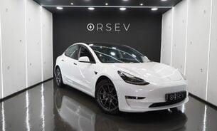 Tesla Model 3 Long Range Heat Pump Heated Steering Wheel Panoramic Roof Black Interior  1